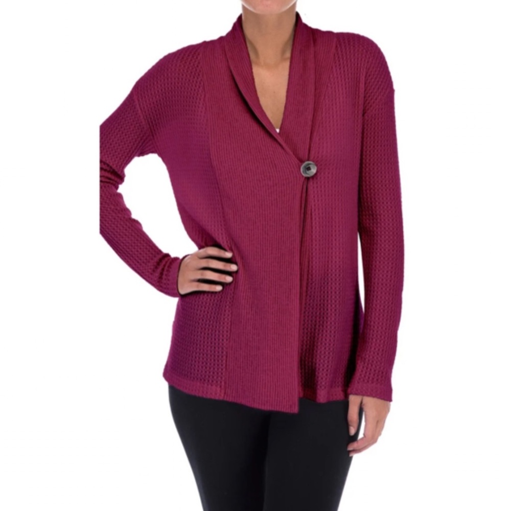 Bobeau Button Front Cardigan In Wine